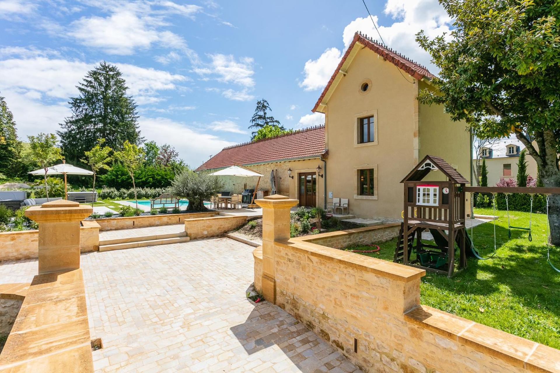Villa Guardian House Of Chateau Monteil With Heated Pool And Jacuzzi Calviac-en-Perigord Exterior foto